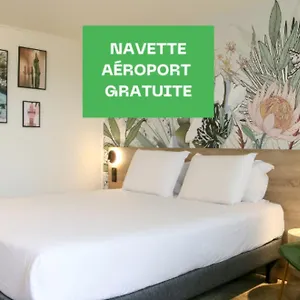 Kyriad Aeroport Marseille Vitrolles (Bouches-du-Rhone)
