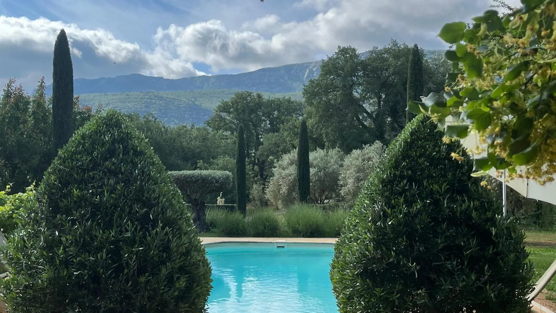Bed & Breakfast La Grande Maison De Nans