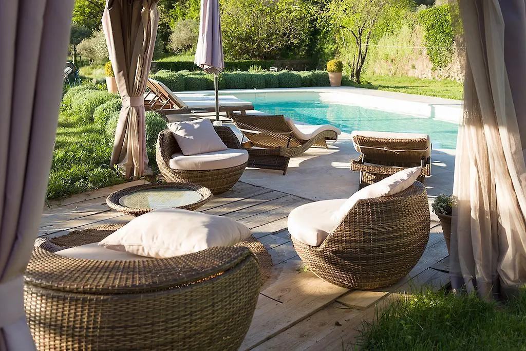 Bed & Breakfast La Grande Maison De Nans