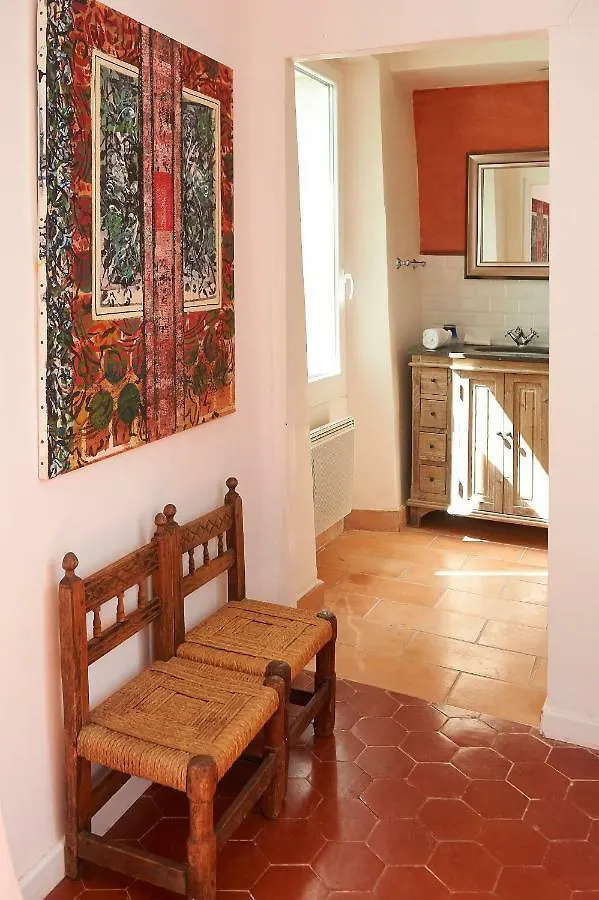 La Grande Maison De Nans 0*, Nans-les-Pins France